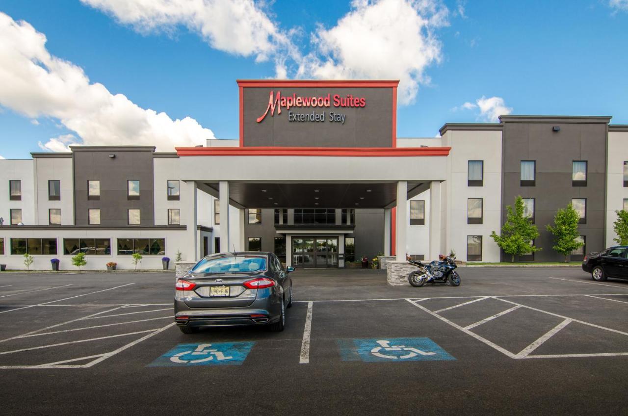 Holiday Inn & Suites Syracuse Airport - Liverpool, An Ihg Hotel Экстерьер фото